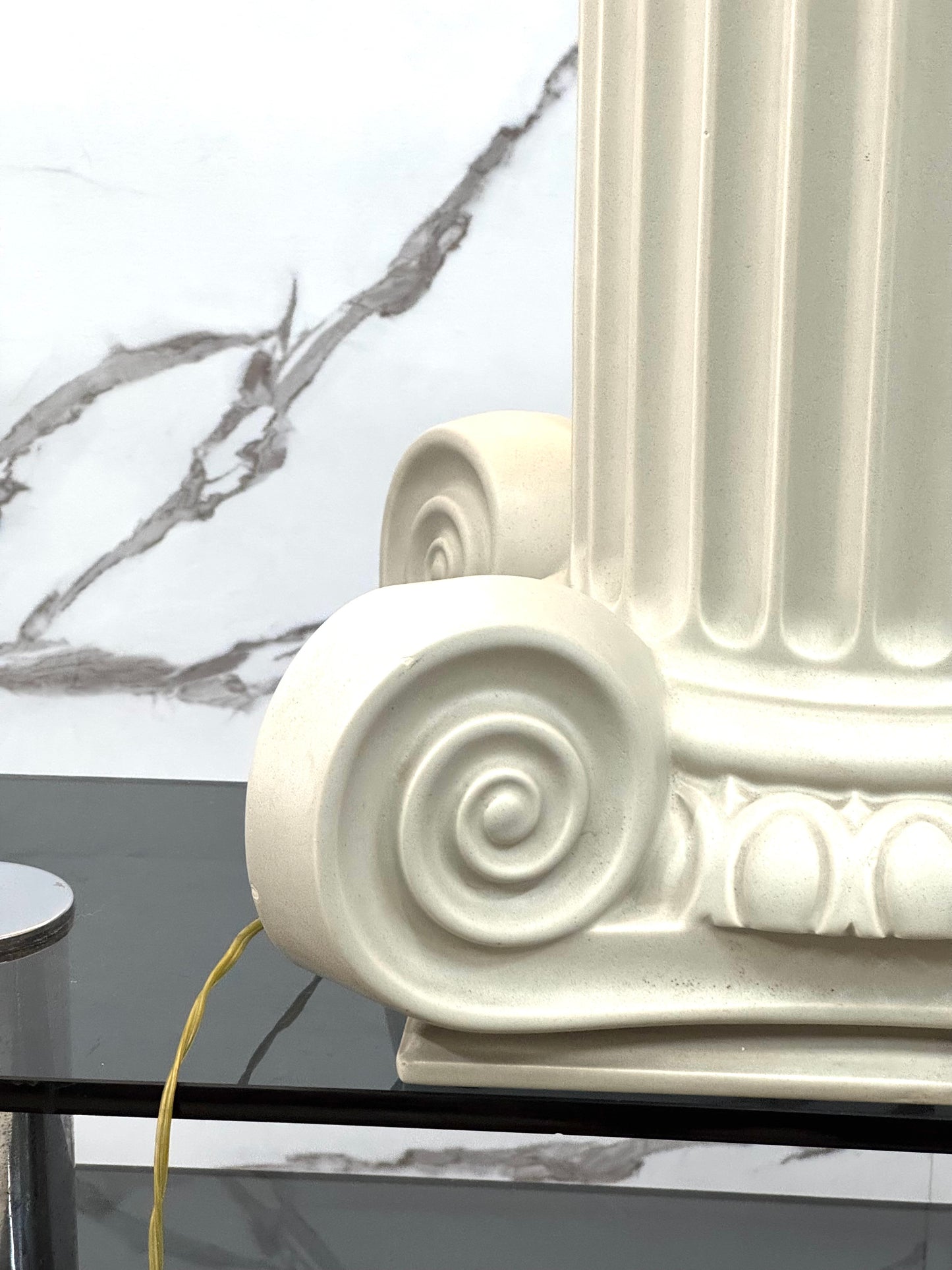 Lampada In Ceramica Capitello Greco Anni 80 Lampada Design