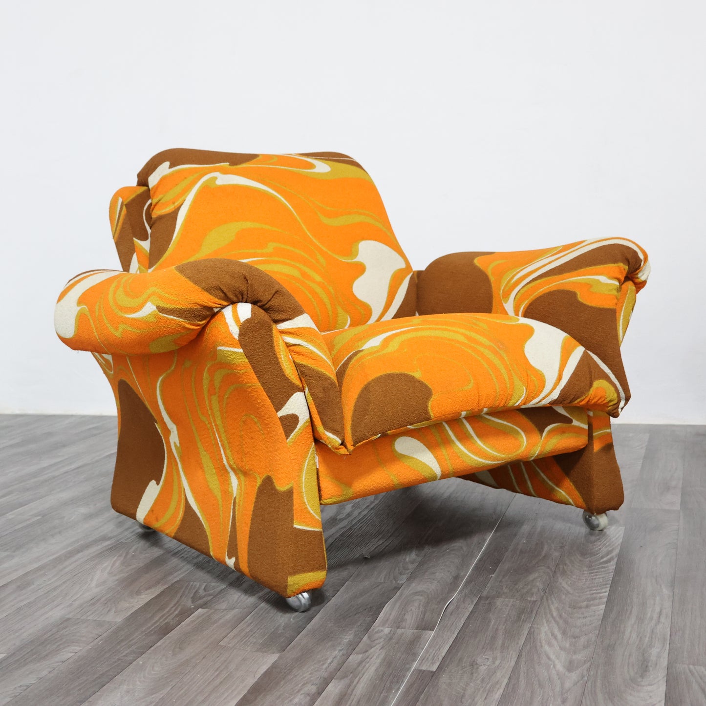 GUARNACCI , PADOVANO E VAGNONI COPPIA DI POLTRONE 1P “IONICA” ANNI 70 DESIGN SPACE AGE