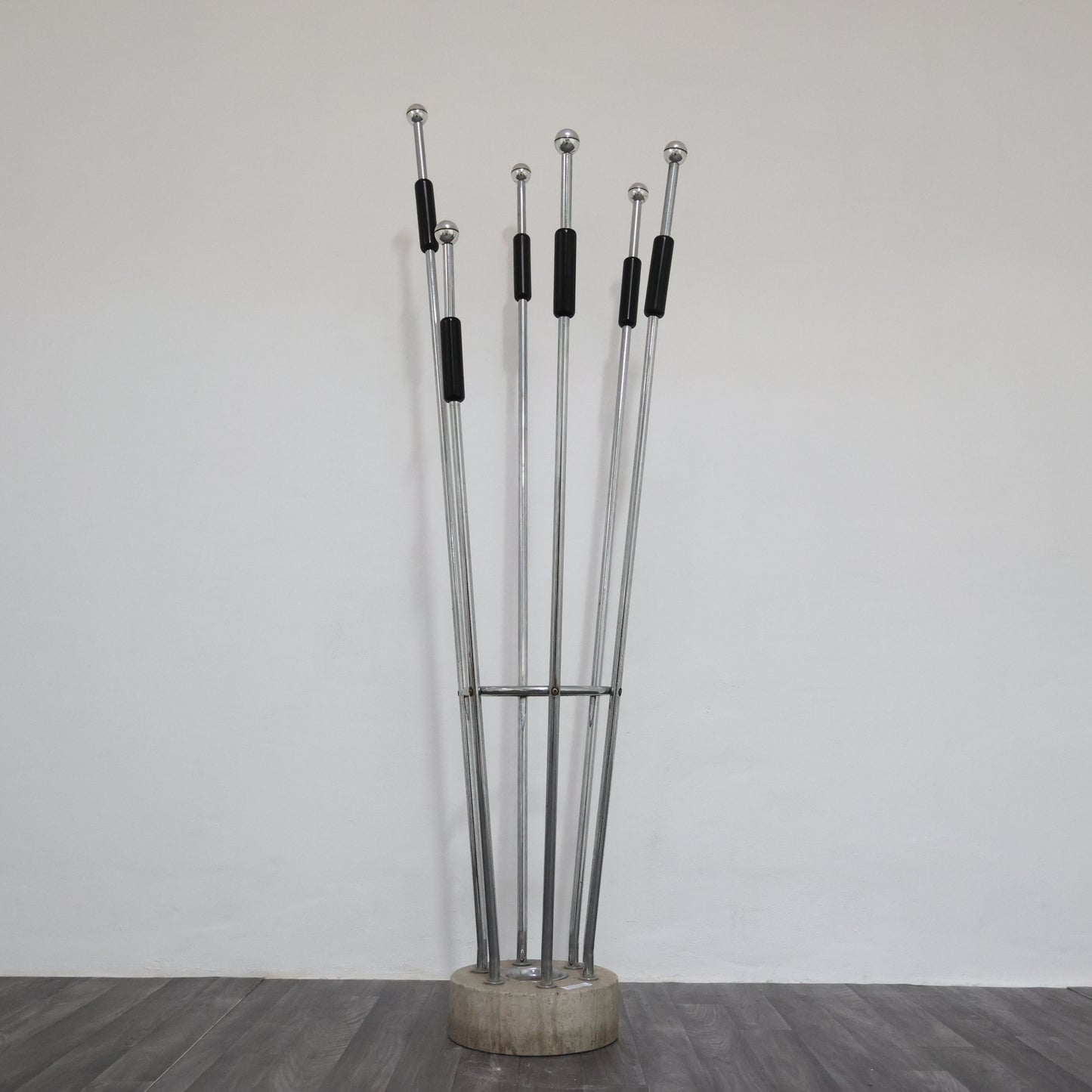 Appendiabiti fratelli Mannelli travertino acciaio design Modernariato 1970’s