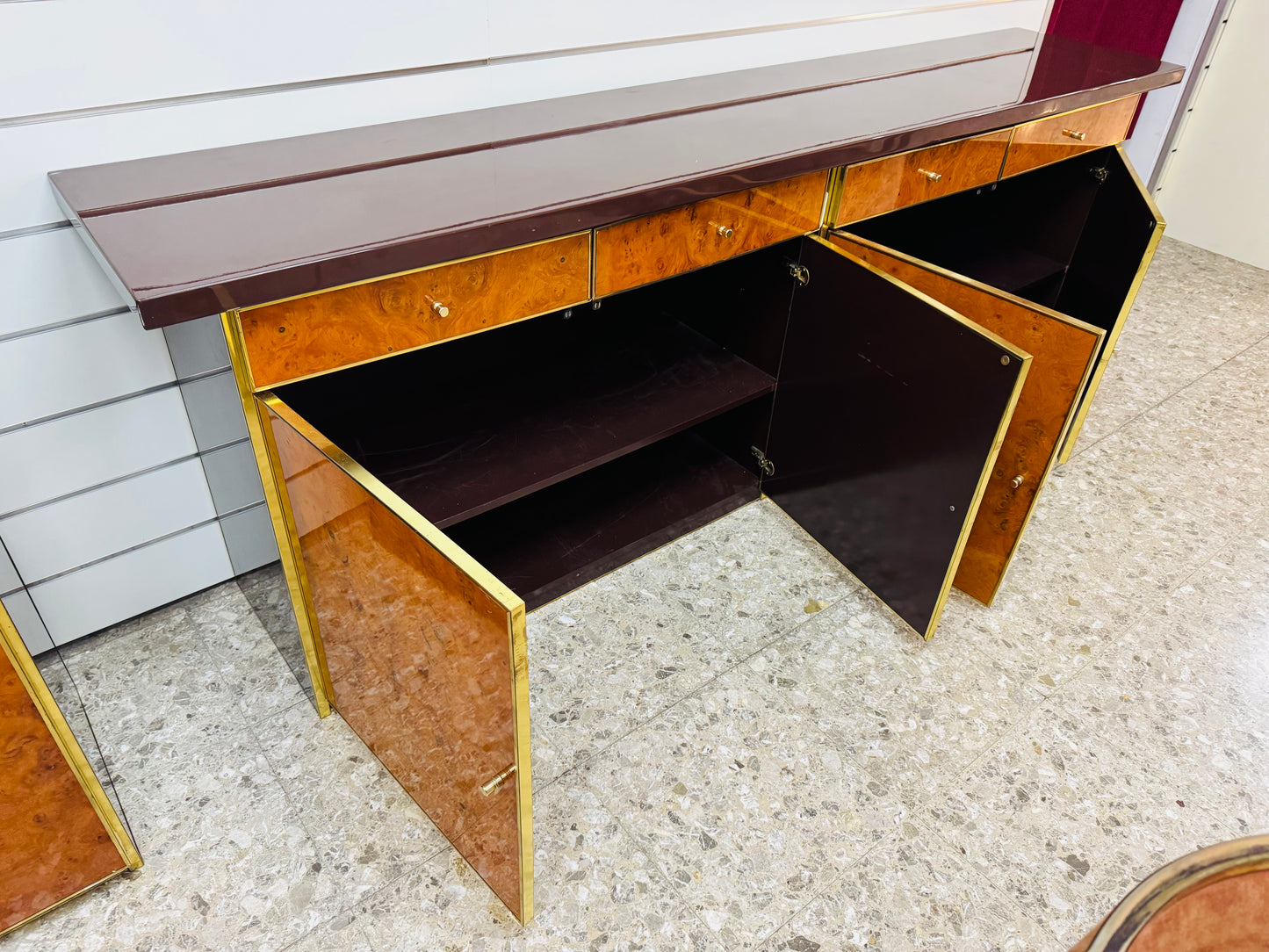 Sideboard In Radica E Metallo Dorato Modernariato Anni ‘70