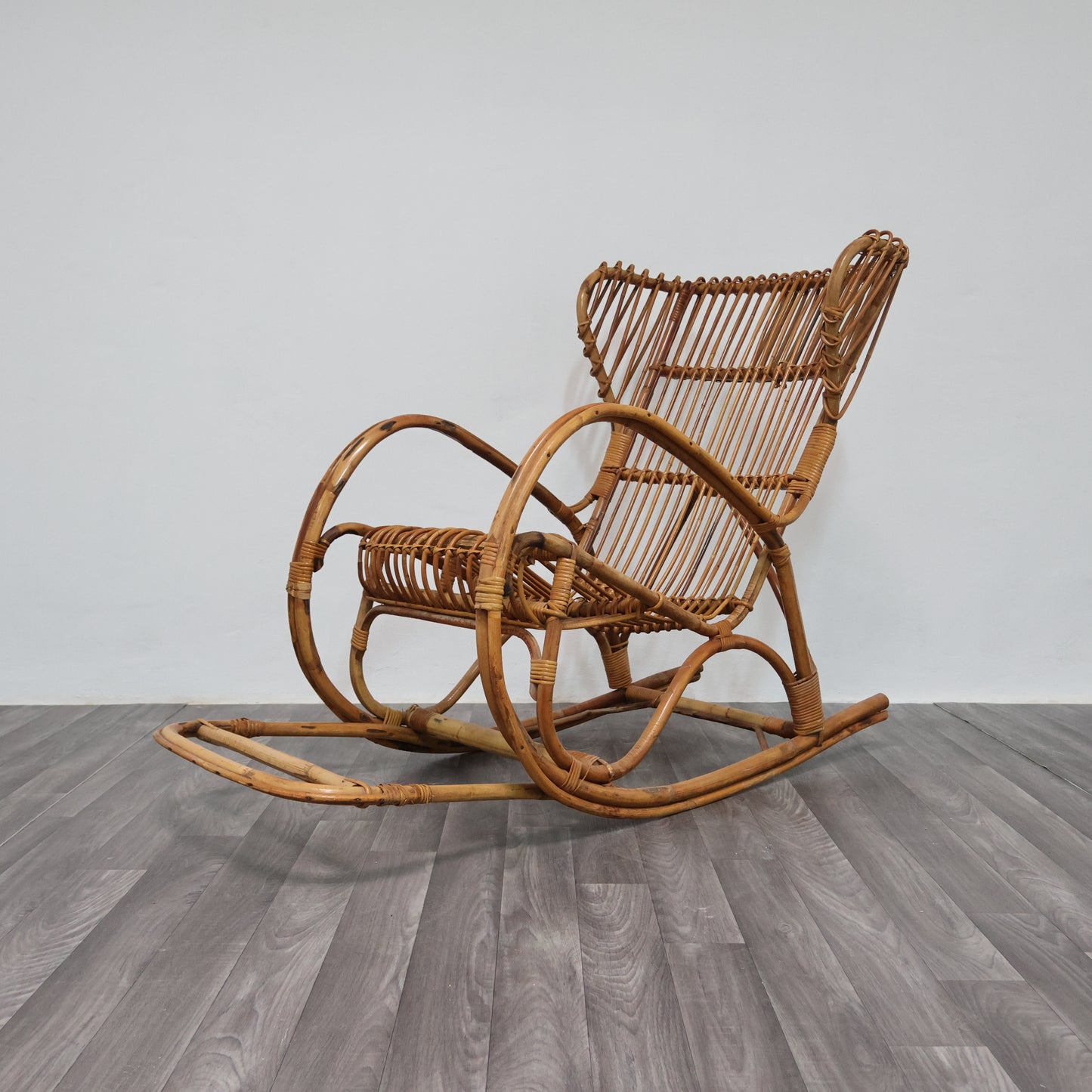 Poltrona a Dondolo Rocking Chair Francese Vintage Design Modernariato 1960’s