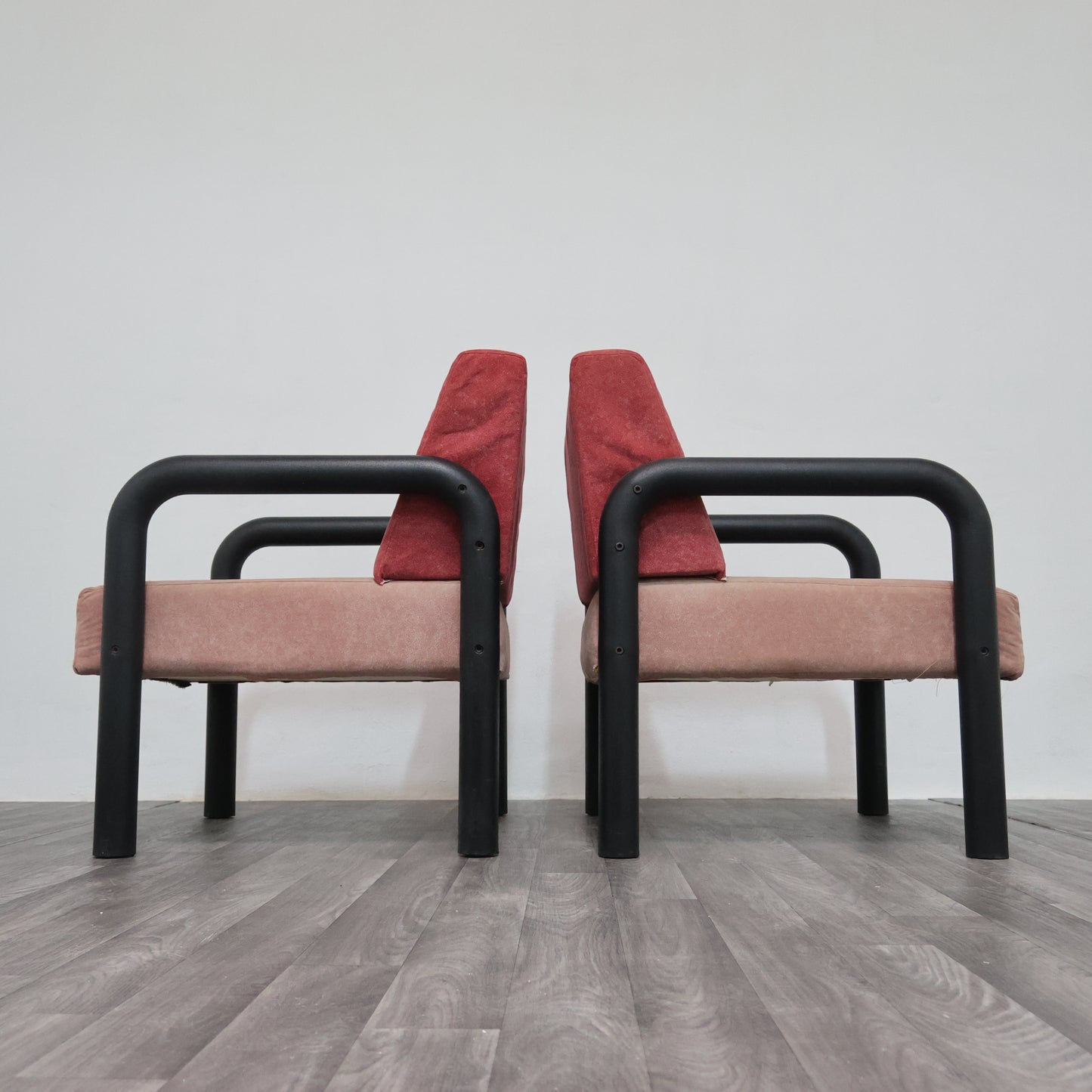 COPPIA DI POLTRONE DESIGN POSTMODERNO NELLO STILE DI MEMPHIS MILANO ANNI 80