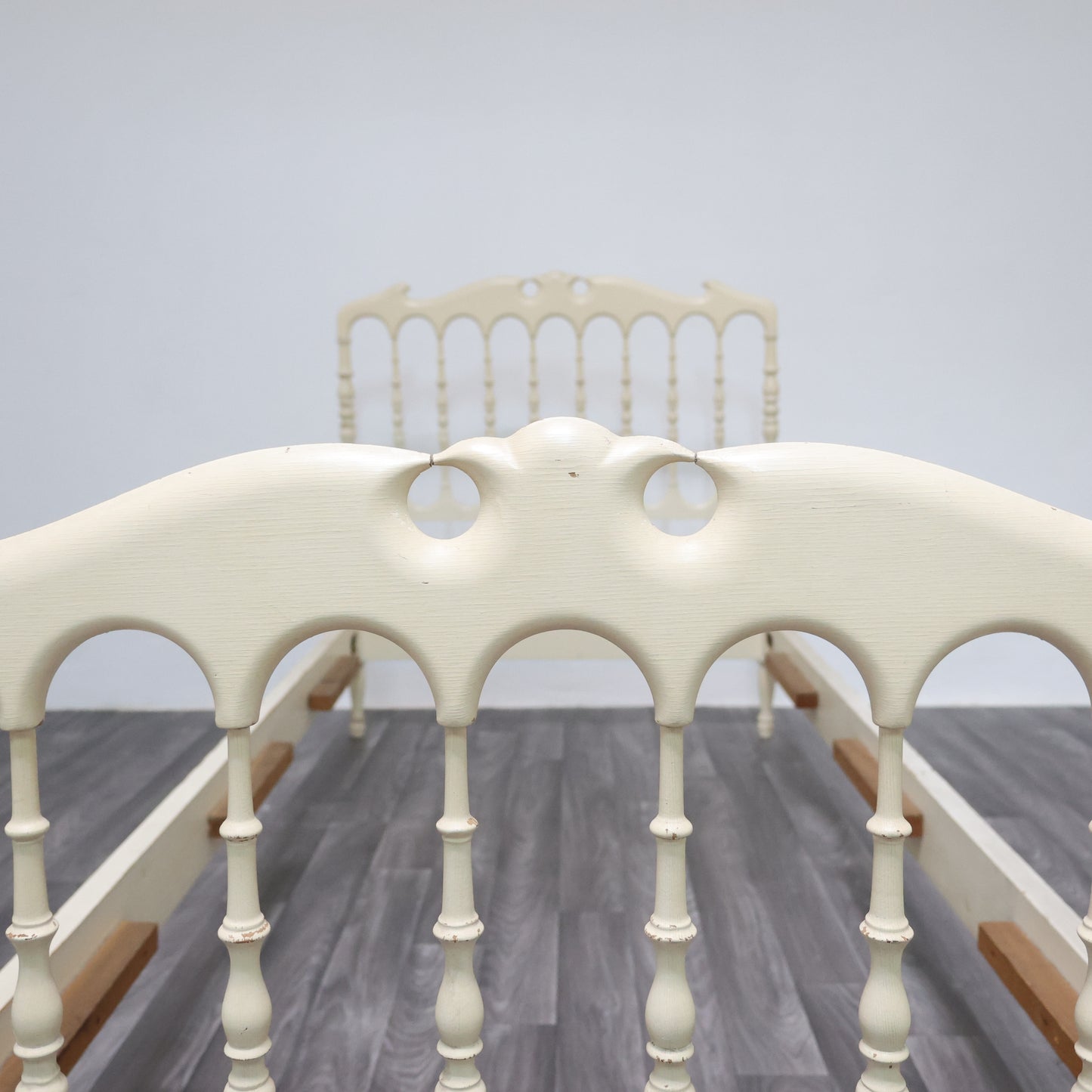 Giuseppe Gaetano Descalzi Coppia Di Letti Singoli Chiavari Anni ‘50 Design