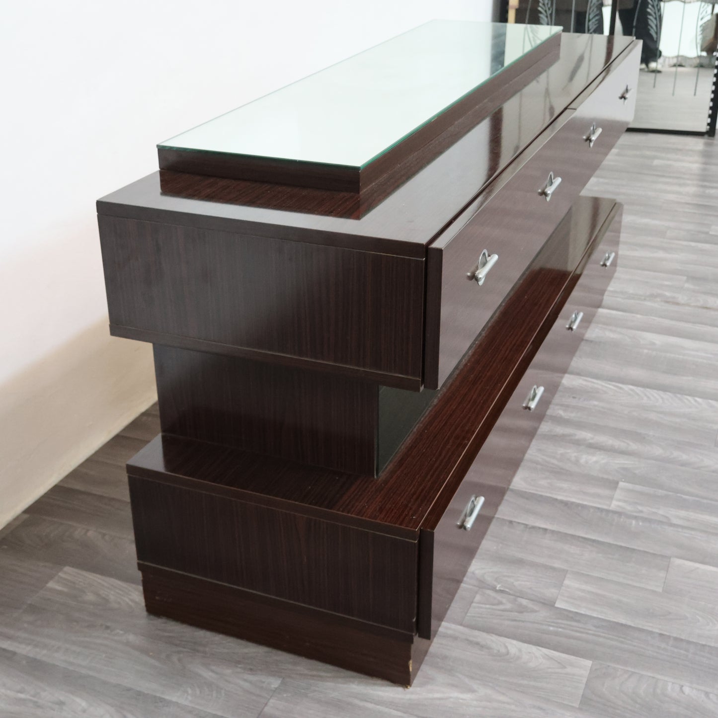 Comò Cassettiera In Ebano Macassar E Specchio Cubic Design Modernariato 1980’s