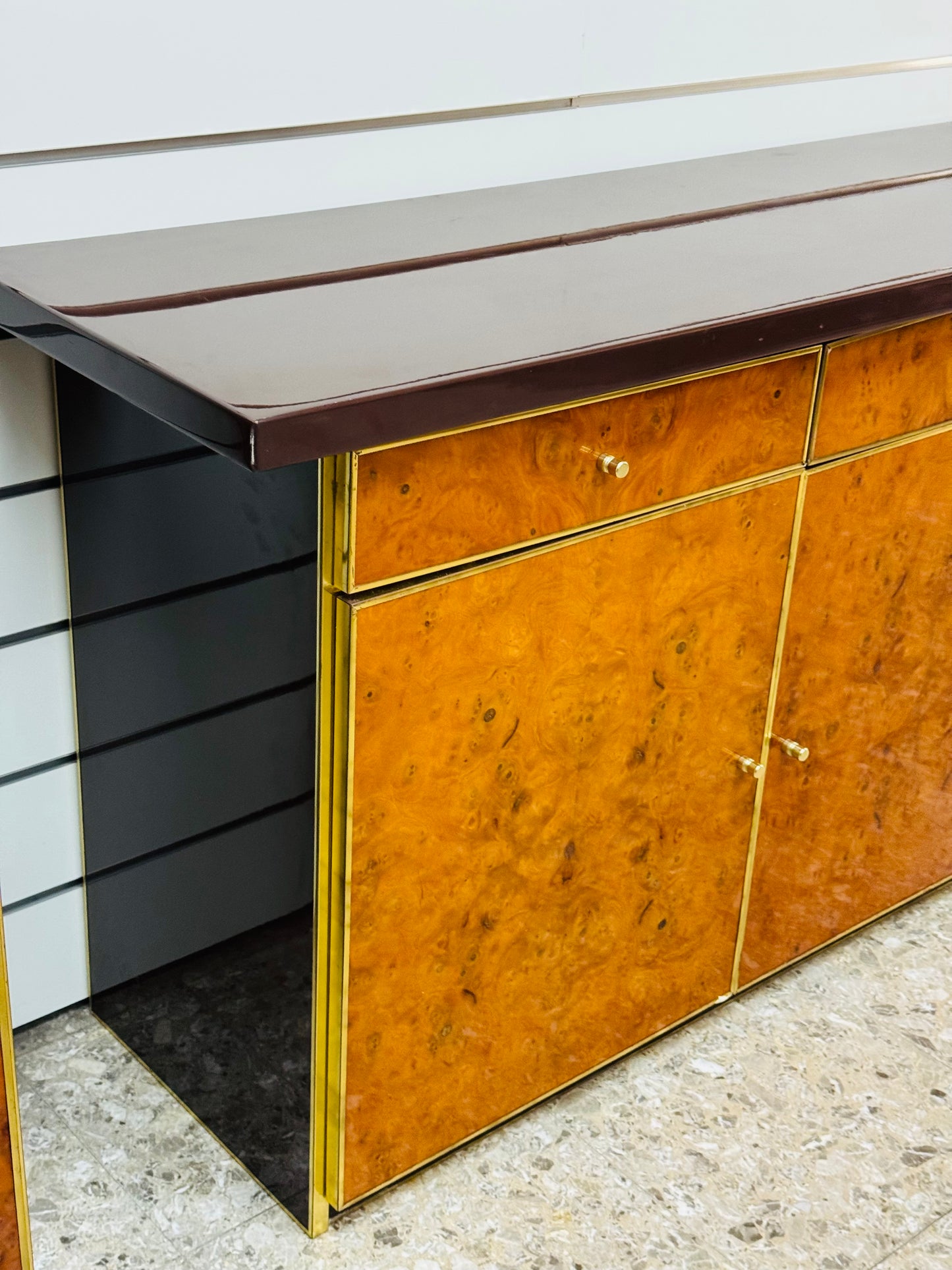 Sideboard In Radica E Metallo Dorato Modernariato Anni ‘70