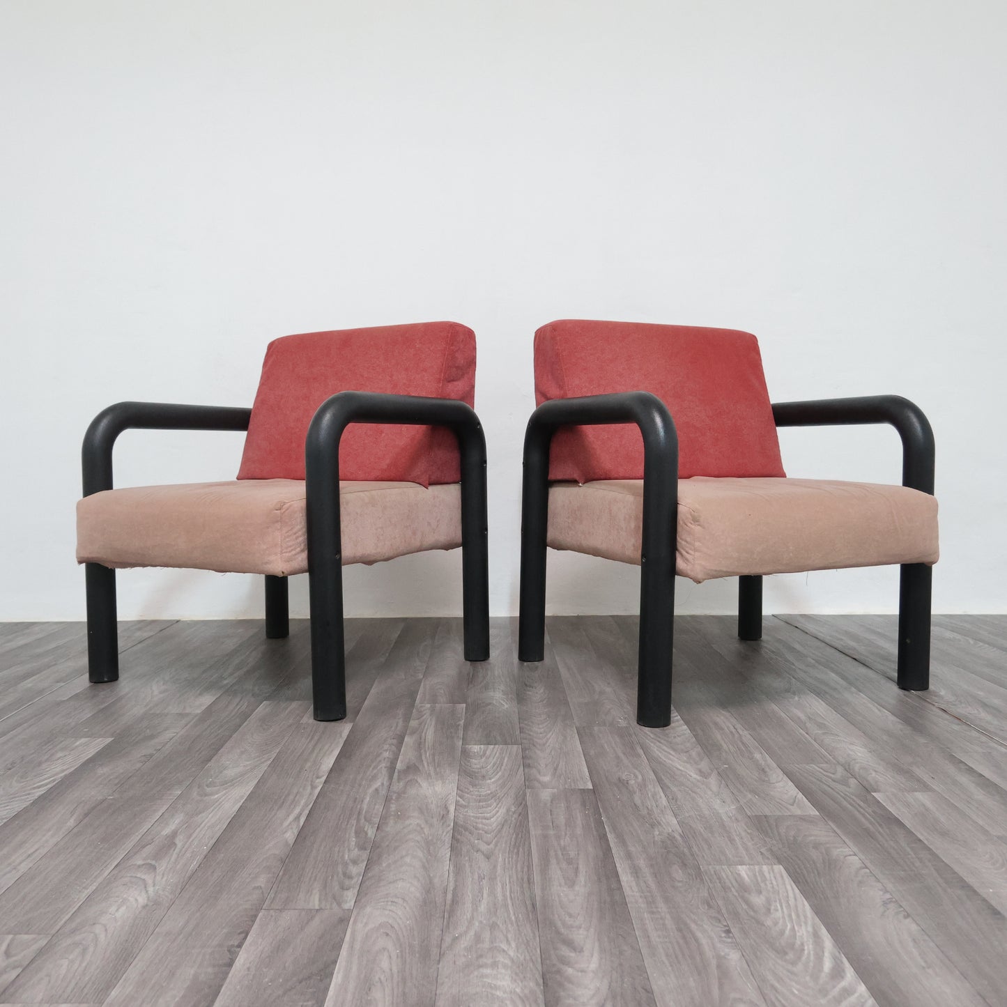 COPPIA DI POLTRONE DESIGN POSTMODERNO NELLO STILE DI MEMPHIS MILANO ANNI 80