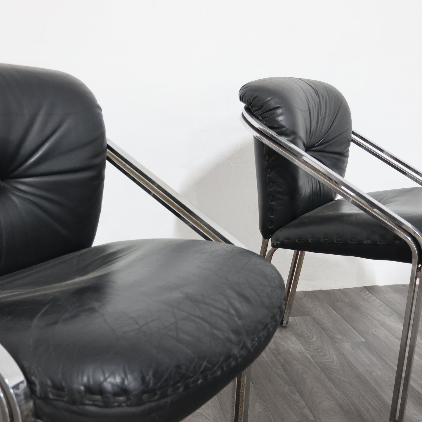 Mobil Girgi Set Da Pranzo 4 Poltroncine In Acciaio E Pelle Design Anni ‘70