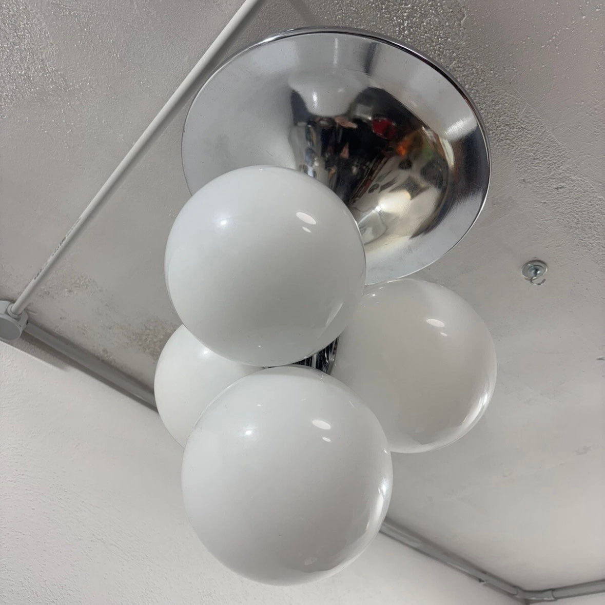 Max Bill per Temde Leuchten Lampadario Space Age anni ‘60 Globes 4 luci