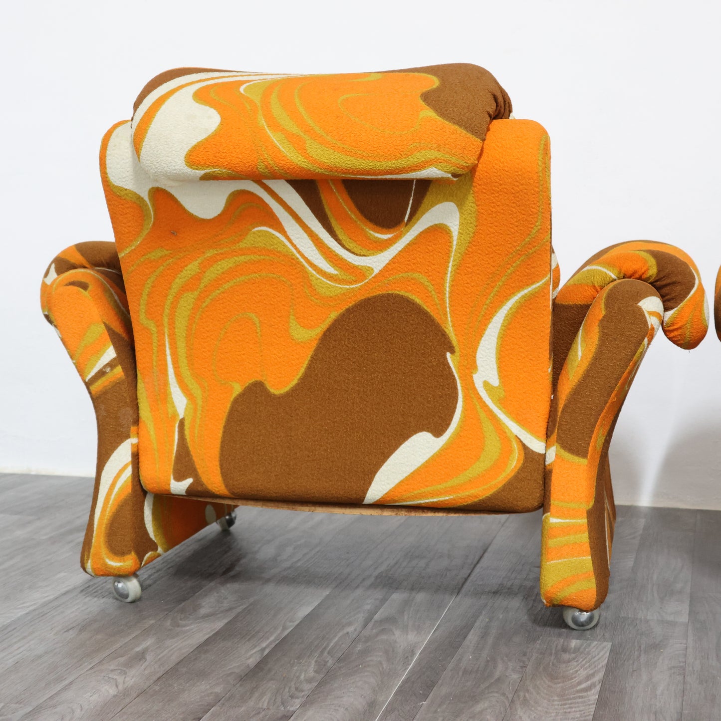 GUARNACCI , PADOVANO E VAGNONI COPPIA DI POLTRONE 1P “IONICA” ANNI 70 DESIGN SPACE AGE