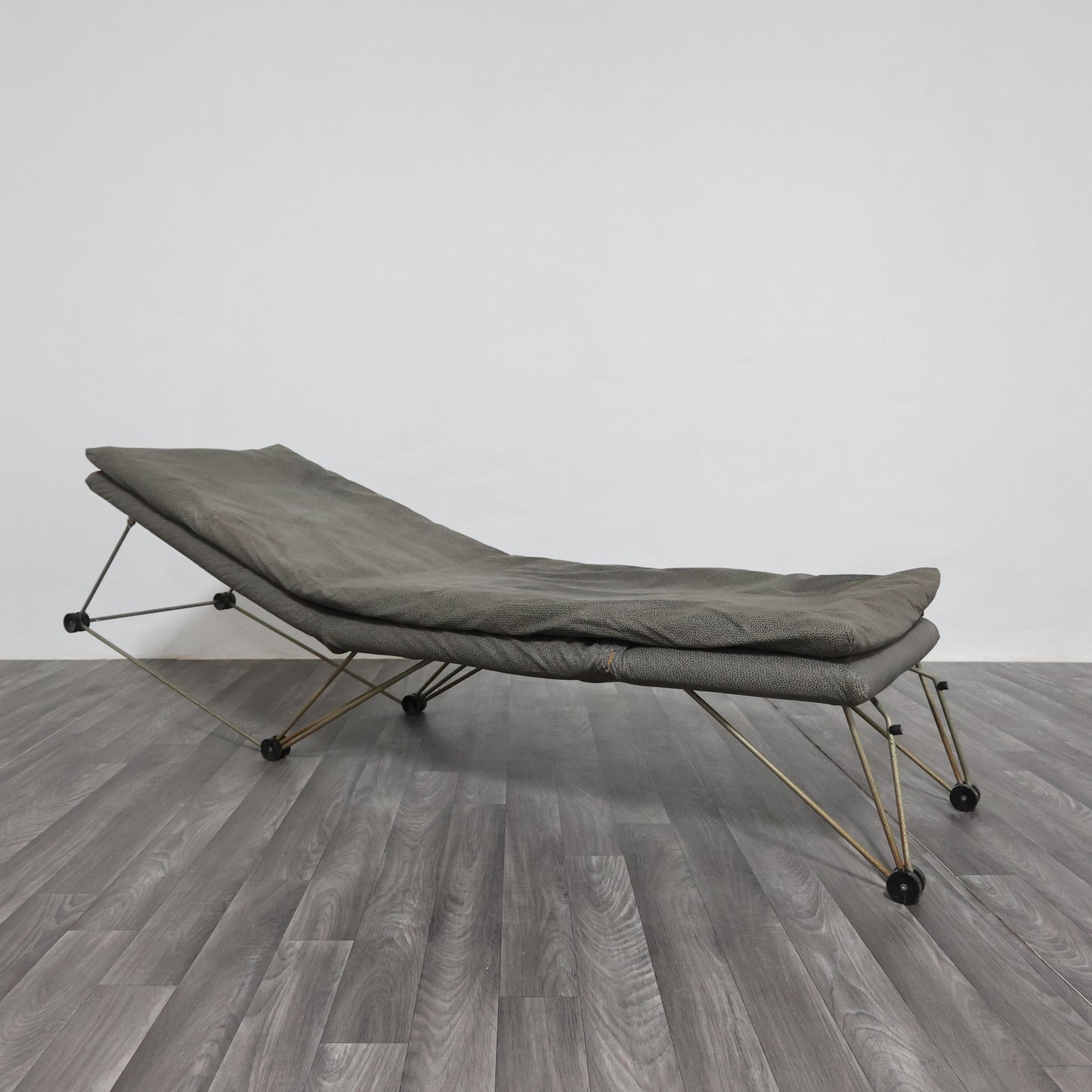 Lounge Chair Poltrona Geometric Design Postmodern Modernariato 1980’s