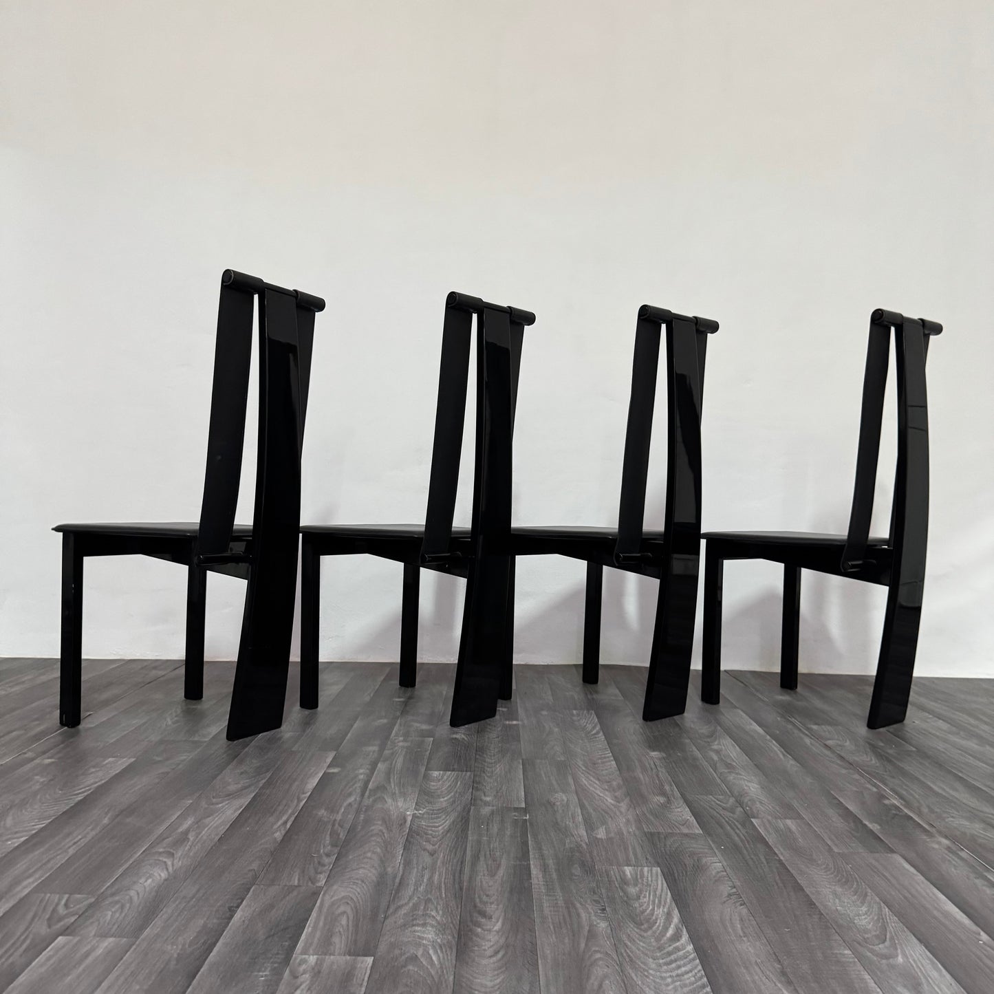 Set 4 Sedie Da Pranzo Postmoderne Design Anni ‘80 Modernariato