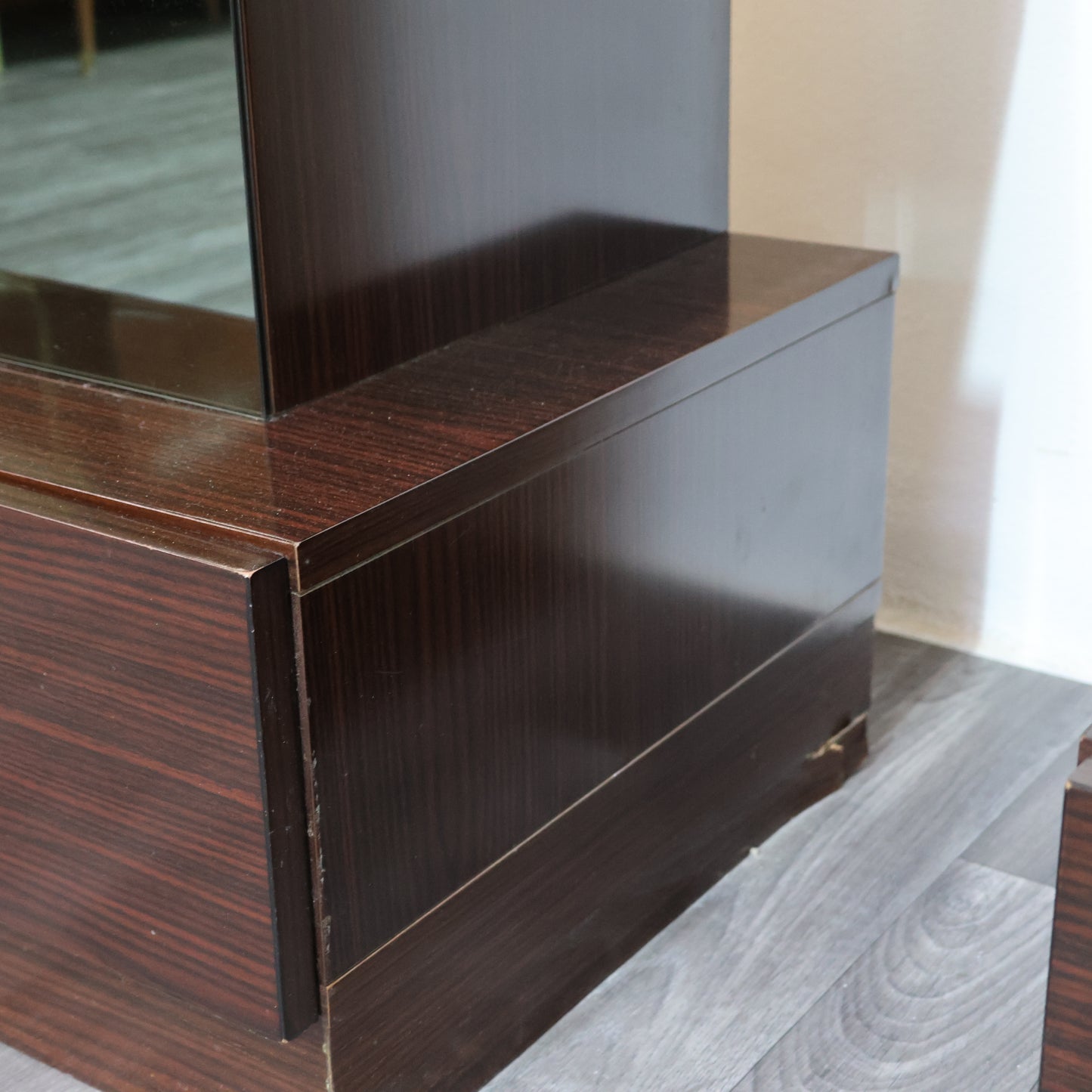 Coppia Di Comodini Ebano Macassar Cubic Design Modernariato Anni ‘80