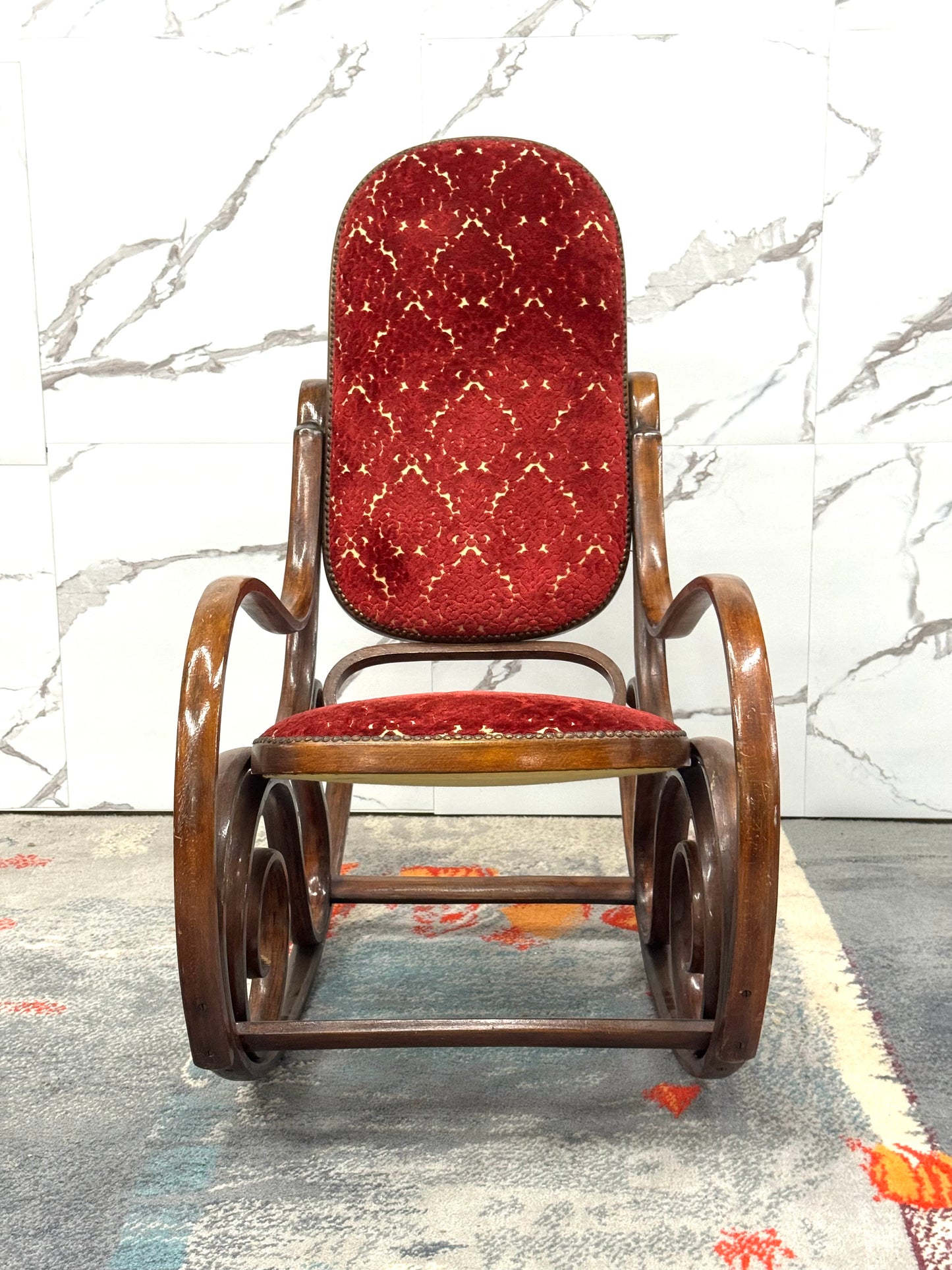 Poltrona A Dondolo Thonet Vintage Mid-Century Design
