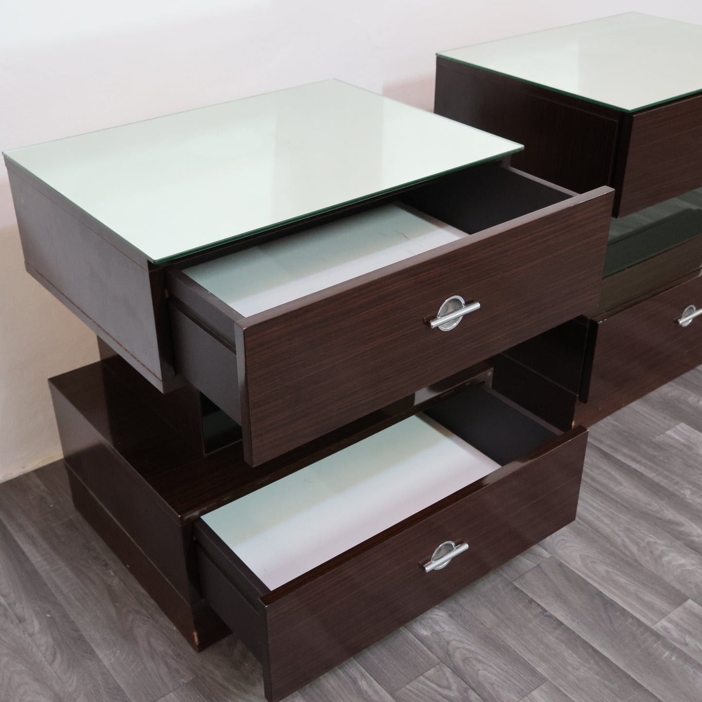 Coppia Di Comodini Ebano Macassar Cubic Design Modernariato Anni ‘80