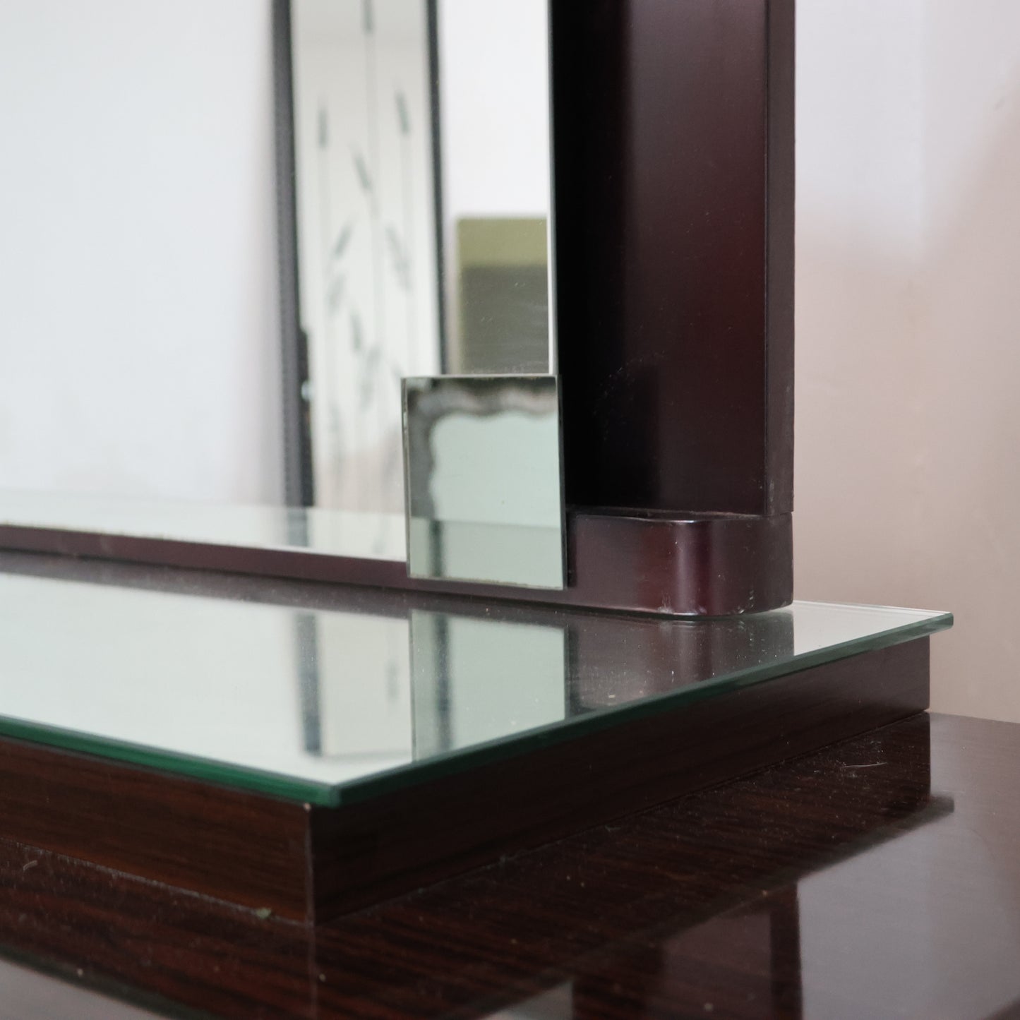 Comò Cassettiera In Ebano Macassar E Specchio Cubic Design Modernariato 1980’s