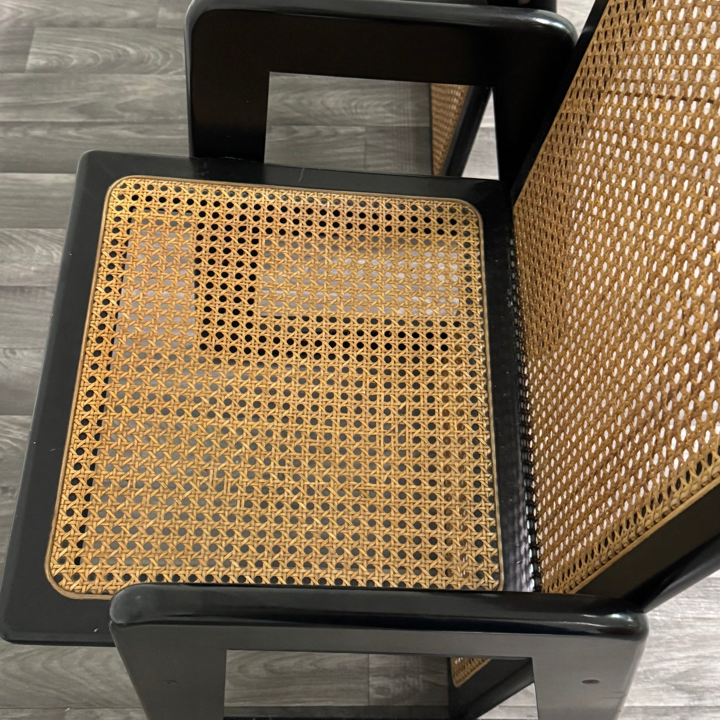 Coppia Di Sedie Design Schienale Alto Legno Laccato Paglia Di Vienna Anni ‘70