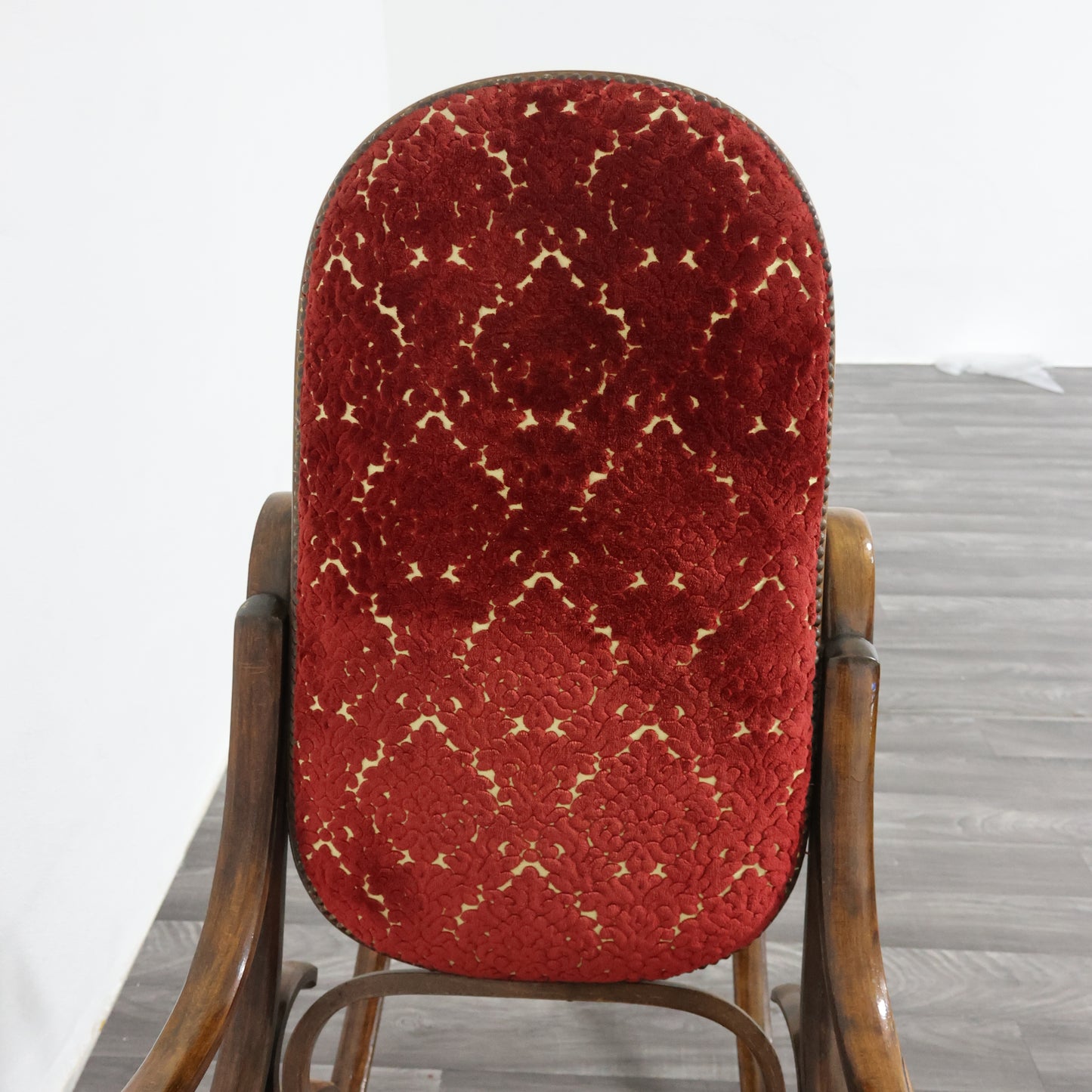 Poltrona A Dondolo Thonet Vintage Mid-Century Design