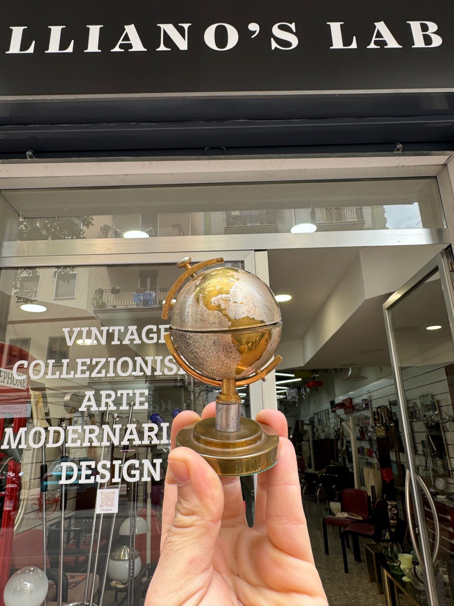 Accendino Mappamondo anni ‘70