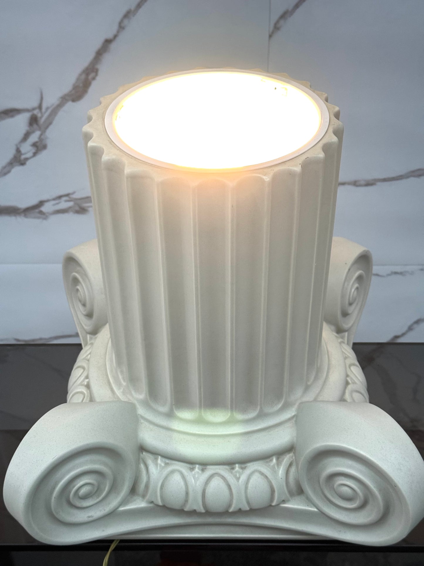 Lampada In Ceramica Capitello Greco Anni 80 Lampada Design