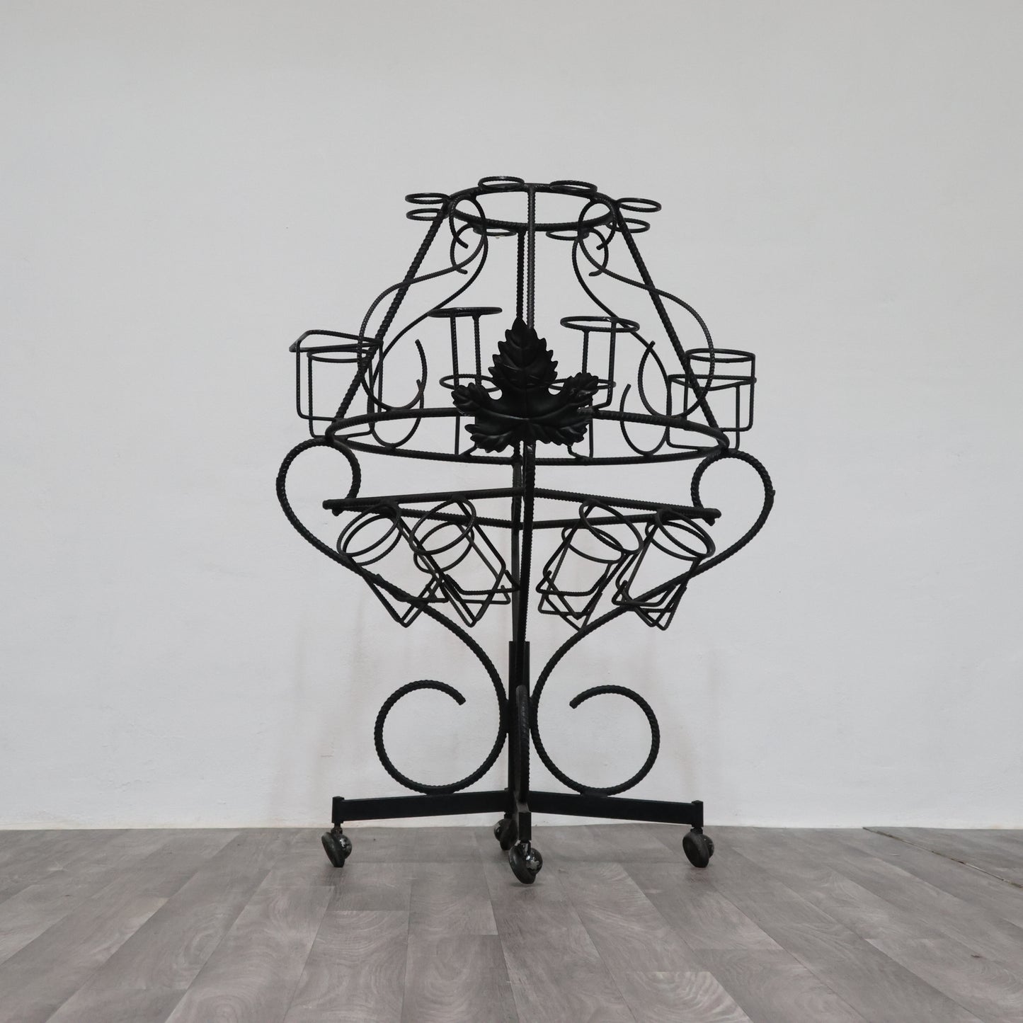 Portabottiglie Scultoreo Marcel Duchamp Style Design Ferro Battuto Anni 60