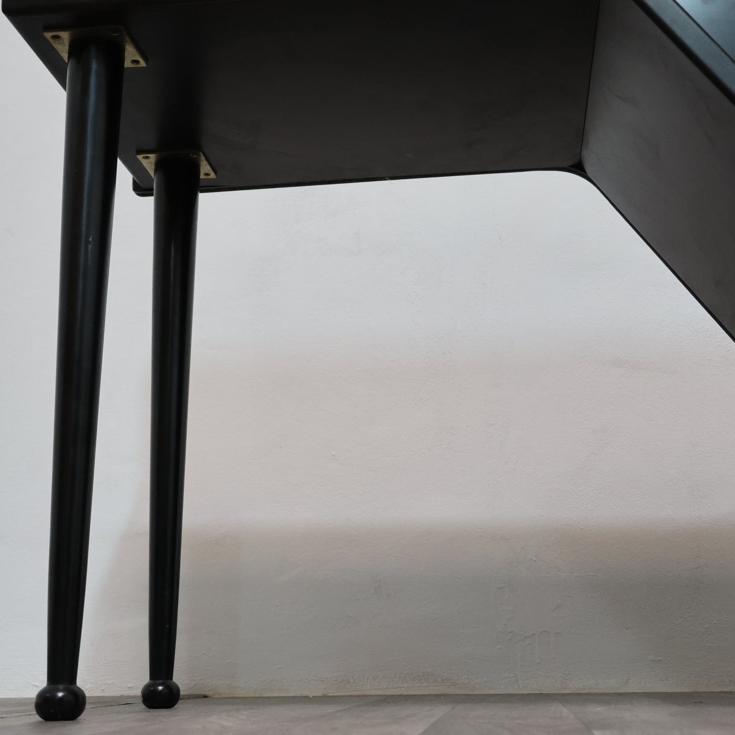 Paolo Pallucco Attr. Panchetta Con Tavolino E Portariviste Postmoderno Anni 80