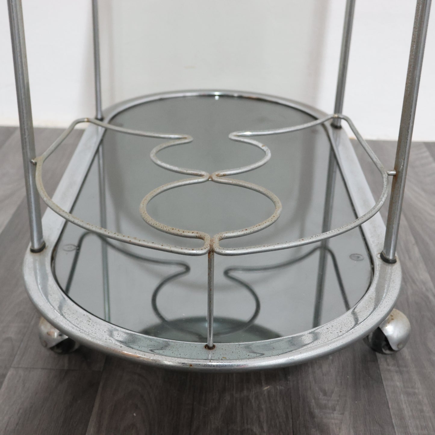 Carrello Portavivande In Acciaio Doppio Ripiano Cristallo Fumè Design Anni 70