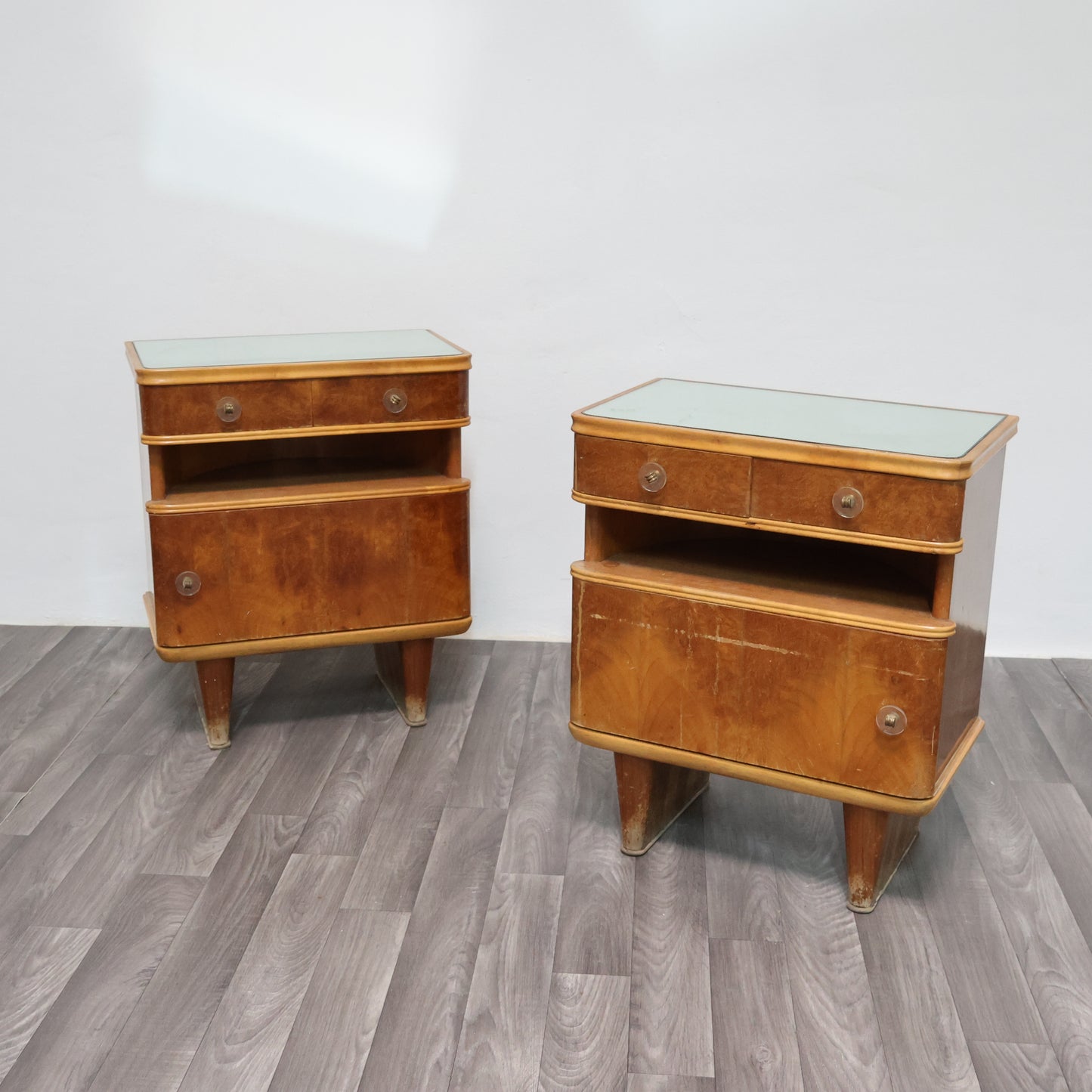 Coppia Di Comodini Art Decò Anni 40 In Legno Design Modernariato Mid-Century