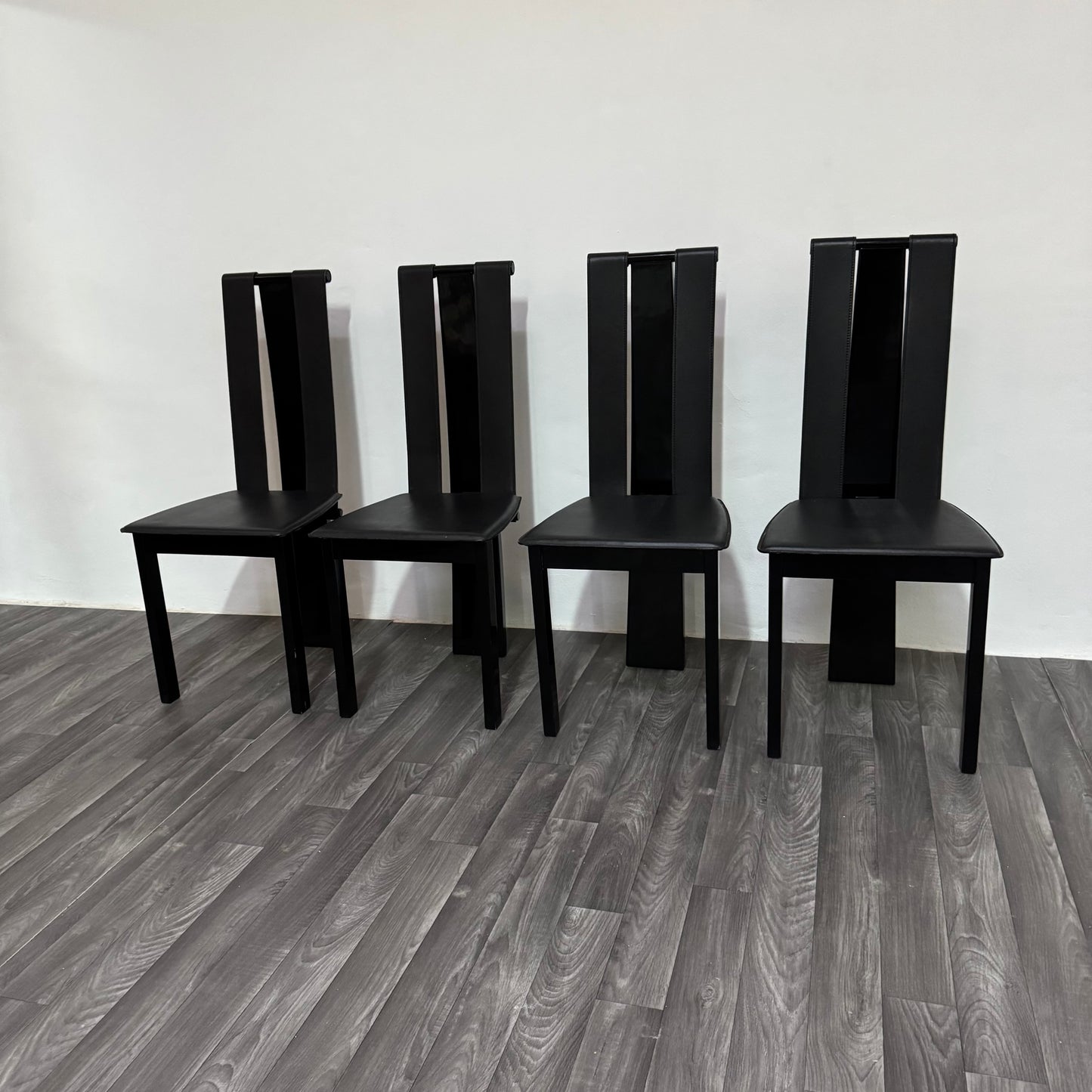 Set 4 Sedie Da Pranzo Postmoderne Design Anni ‘80 Modernariato