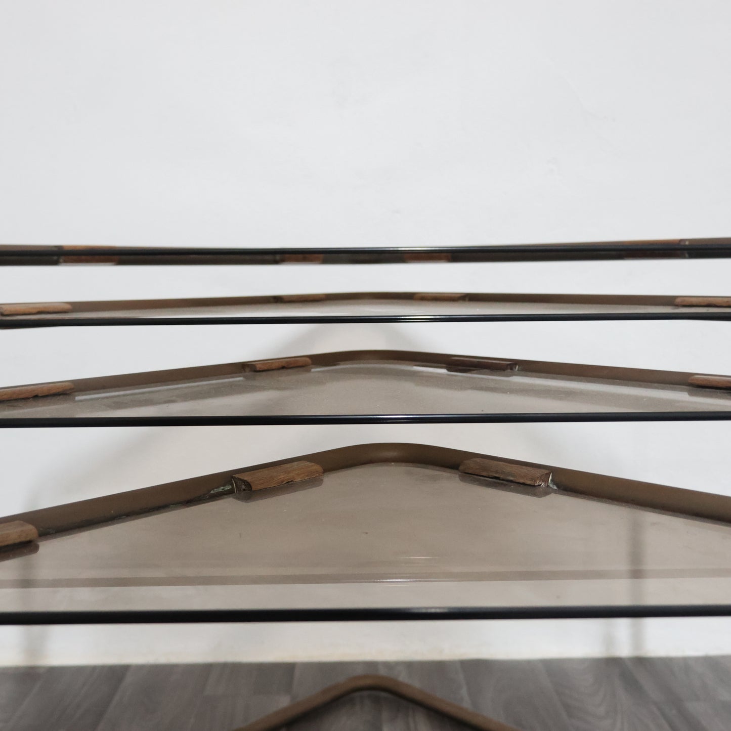 Set 4 tavolini Componibili Metallo E Vetro 1960’s Design Modernariato