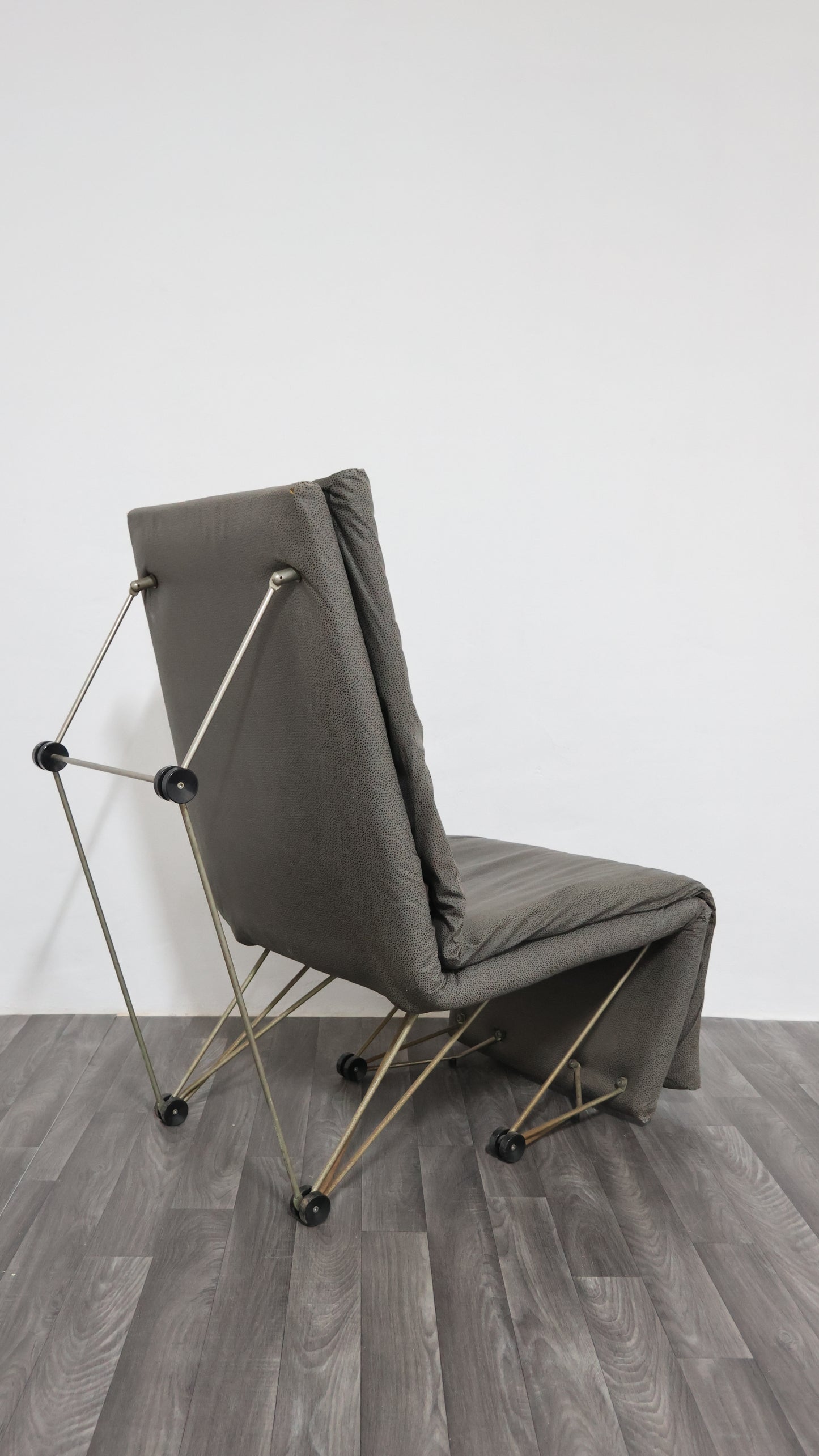 Lounge Chair Poltrona Geometric Design Postmodern Modernariato 1980’s