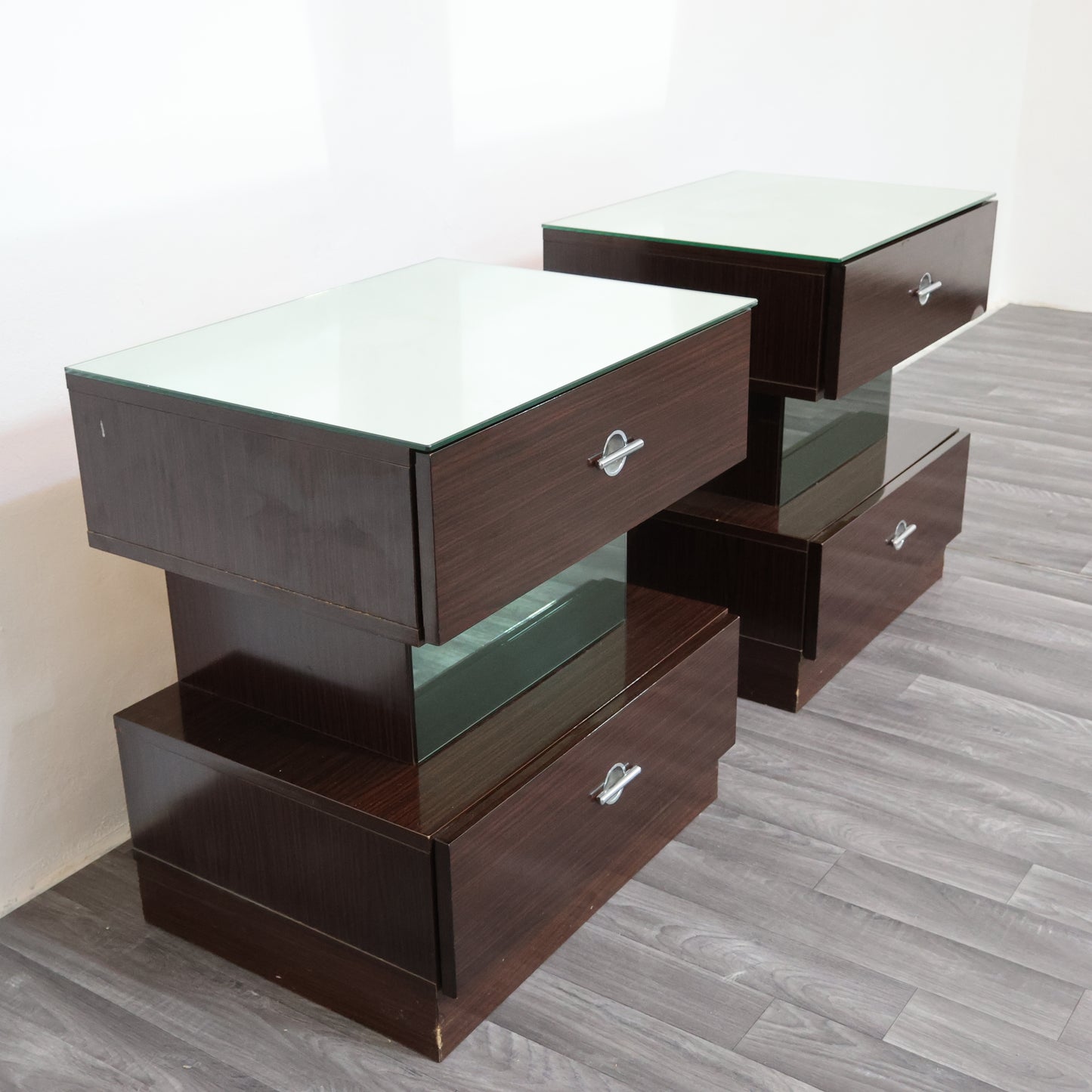 Coppia Di Comodini Ebano Macassar Cubic Design Modernariato Anni ‘80