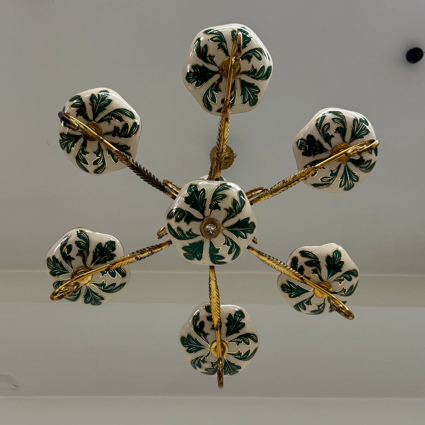 Lampadario In Ceramica Floreale E Ottone Design Anni 50 Modernariato