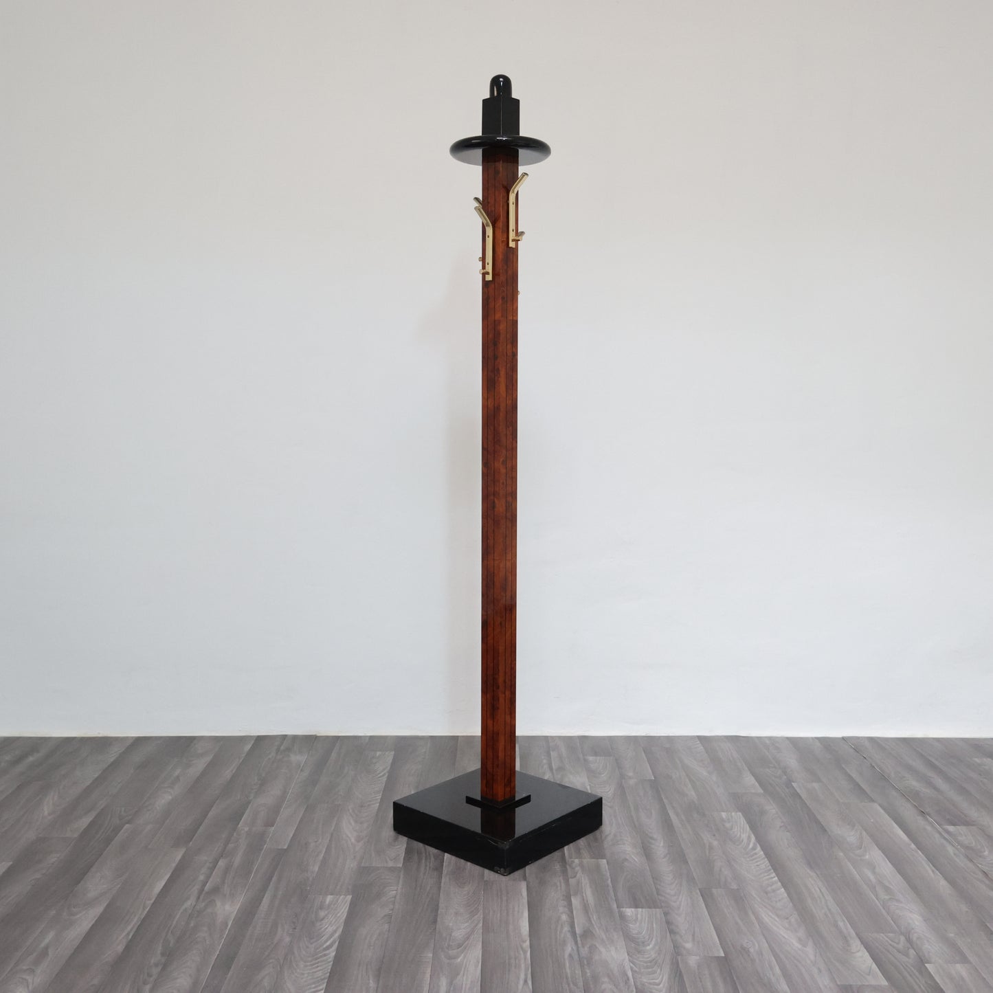 APPENDIABITI ATTRIBUITO A WILLY RIZZO, IN RADICA ANNI 70