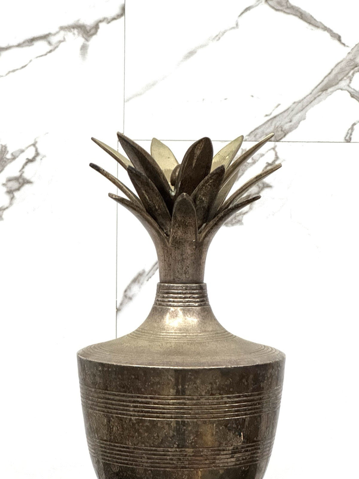 Scultura Regency A Forma Di Ananas Vintage In Metallo Anni 70